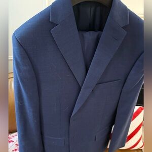 Michael Kors  Soft Wool Stretch Suit 
Bonus shirt included